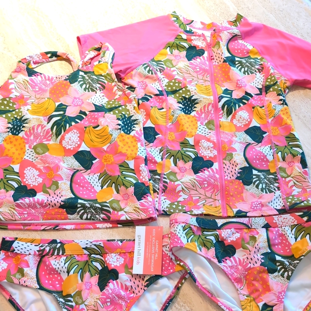 Garnet Hill kids swim set